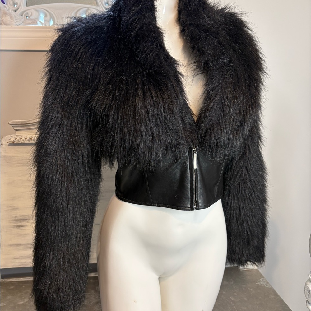 Elegant Black Faux Fur Teddy Jacket